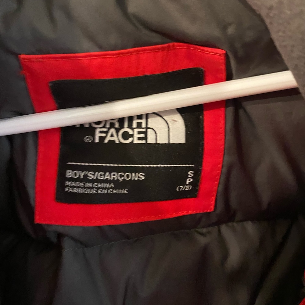 North face boys down coat - great condition size Small  7/8